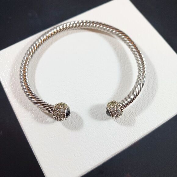 Vintage Silver Tone Classic Cable Bracelet - Picture 1 of 5